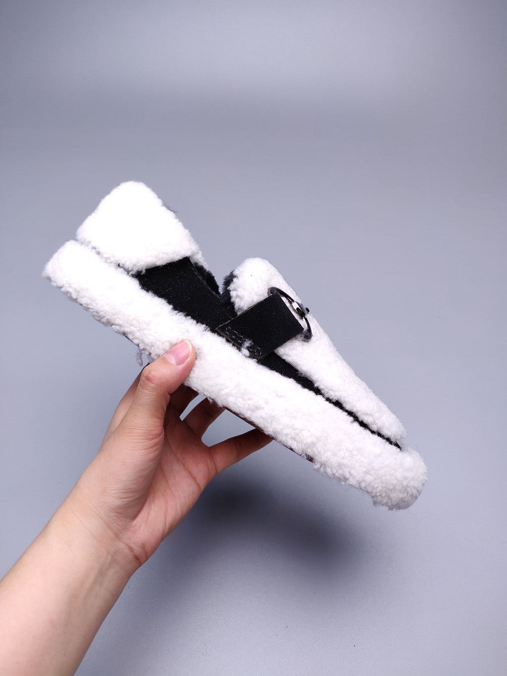 9727 Teddy Curly Loafers – White (In Stock)