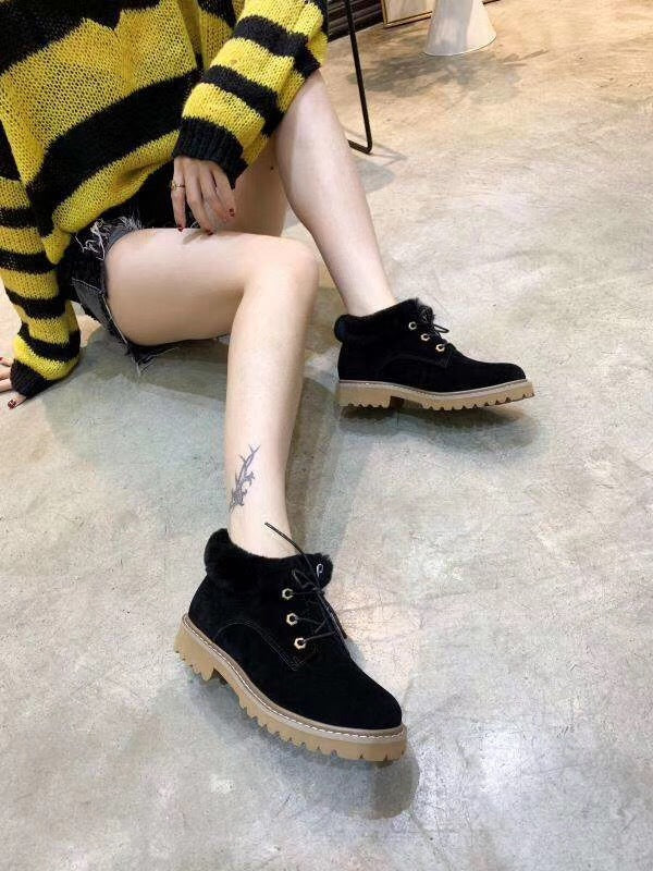 168 Lace-Up Martin Boots – Black