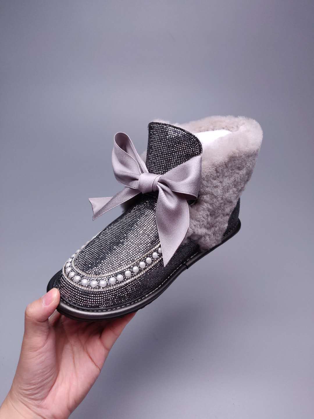 7888 Daisy Crystal Ribbon Boots – Mineral Grey (In Stock)