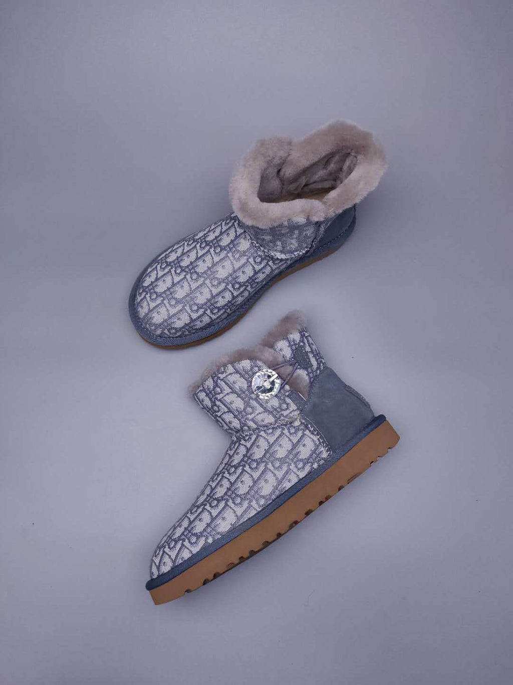6554 Dior-Inspired Woven Texture Boots – Grey (In Stock)