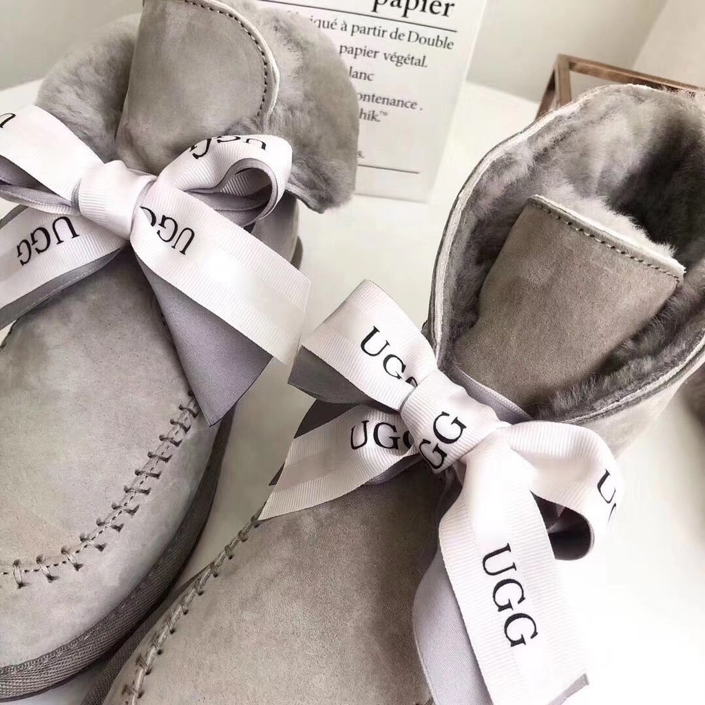 7541 New Pom-Pom Double Ribbon Shoes – 2-in-1 Style (Grey)