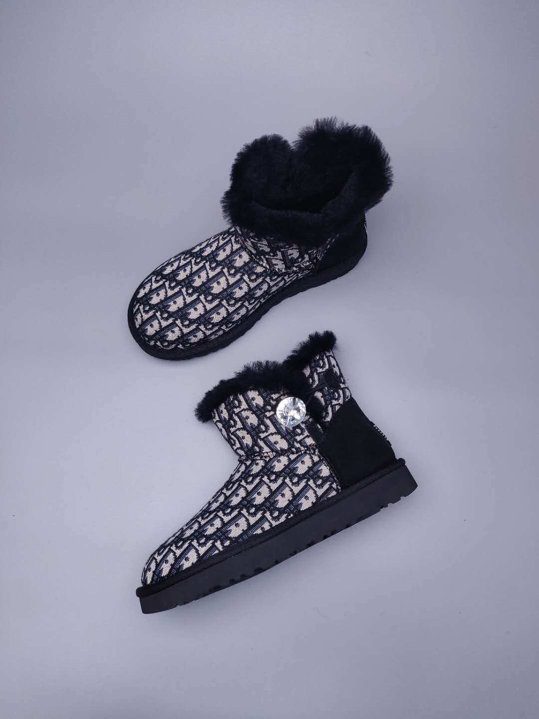 6554 Dior-Inspired Woven Texture Boots – Black (In Stock)