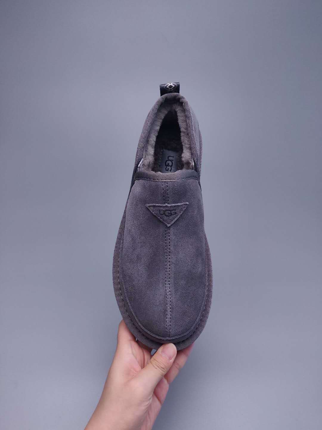 3455 Slip-On Low-Top Men’s Boots – Grey (In Stock)