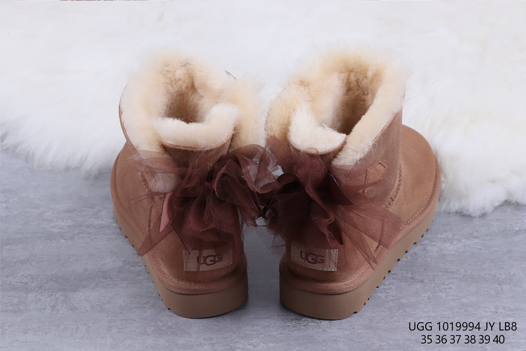9994 Classic Mini II Mesh Bow Boots – Chestnut (In Stock)