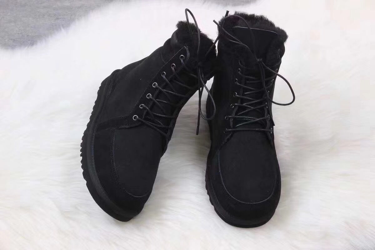 097 Versatile Fur-Lined Martin Boots – Black