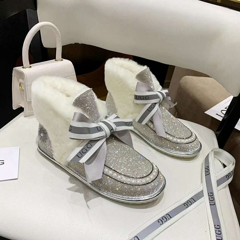 7888 Daisy Crystal Ribbon Boots – Silver White (In Stock)