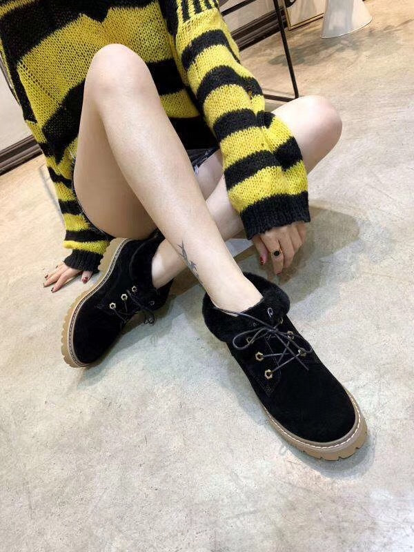 168 Lace-Up Martin Boots – Black