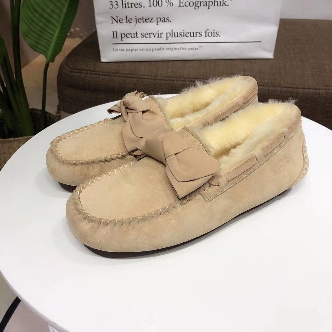 0031 Bow-Tie Driving Loafers – Light Tan