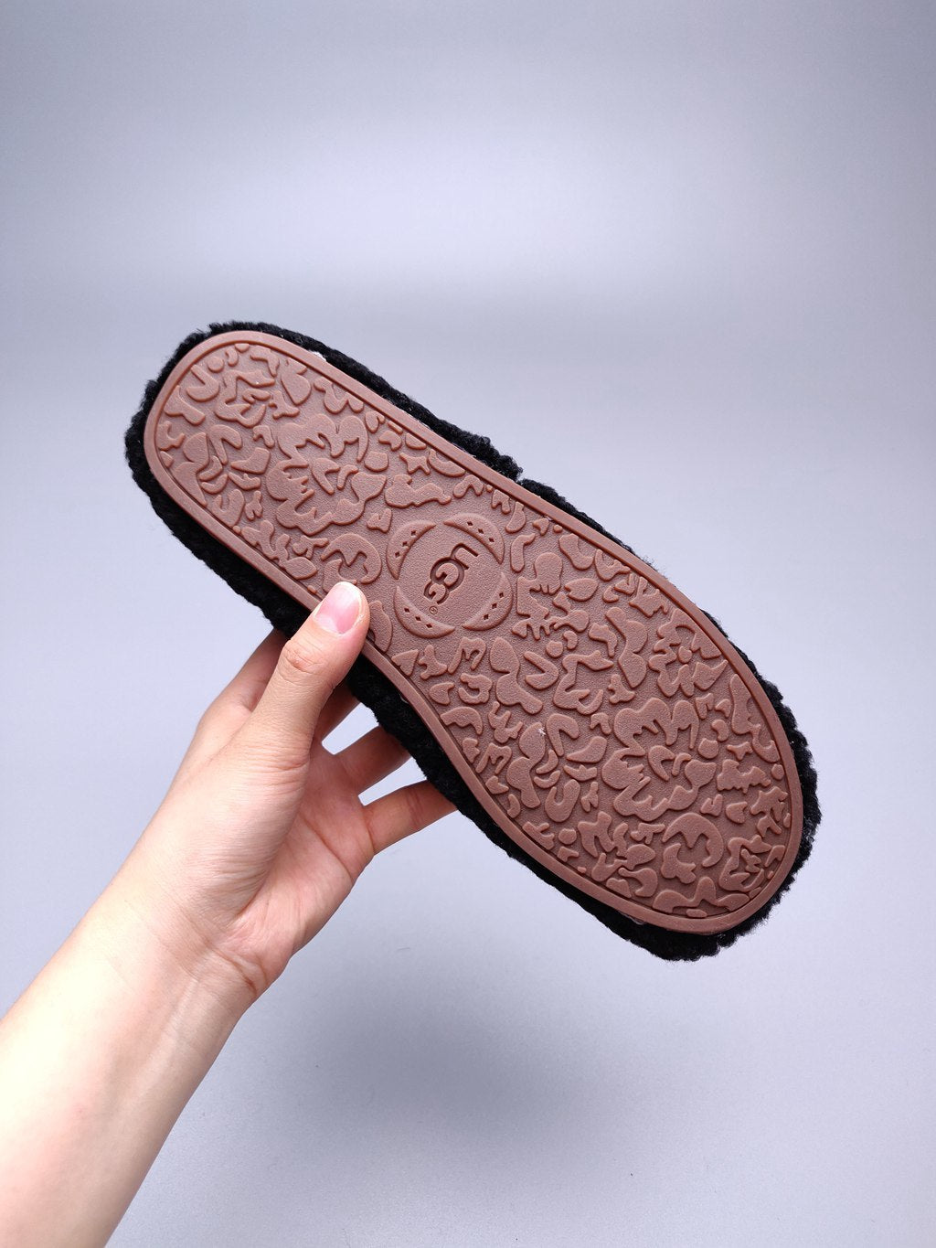9727 Teddy Curly Loafers – Black (In Stock)