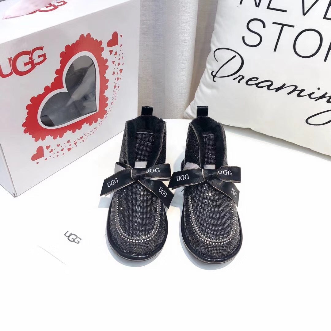 7589 Full Crystal Pom-Pom Ribbon 2-Way Boots – Black (In Stock)