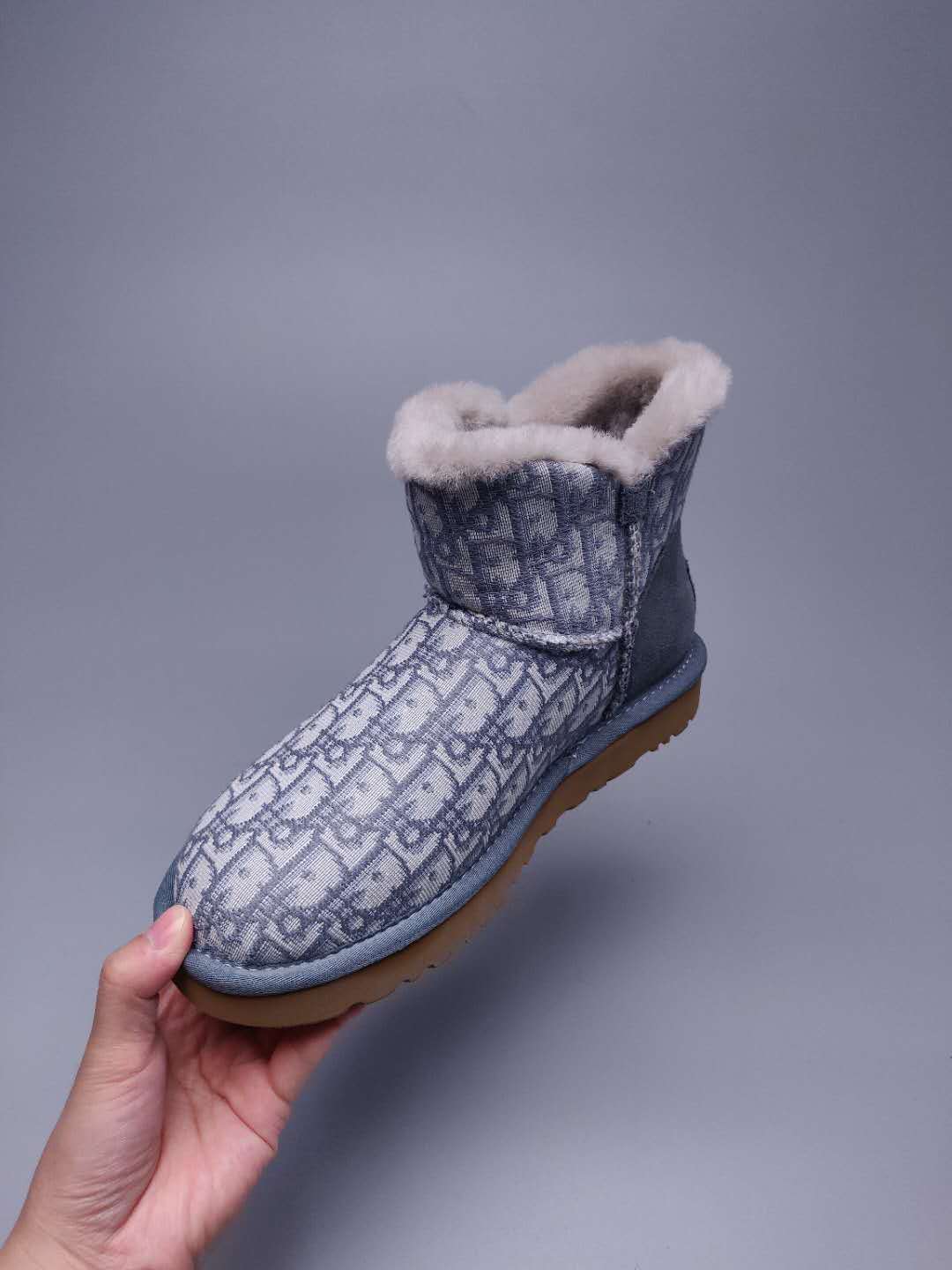 6554 Dior-Inspired Woven Texture Boots – Grey (In Stock)