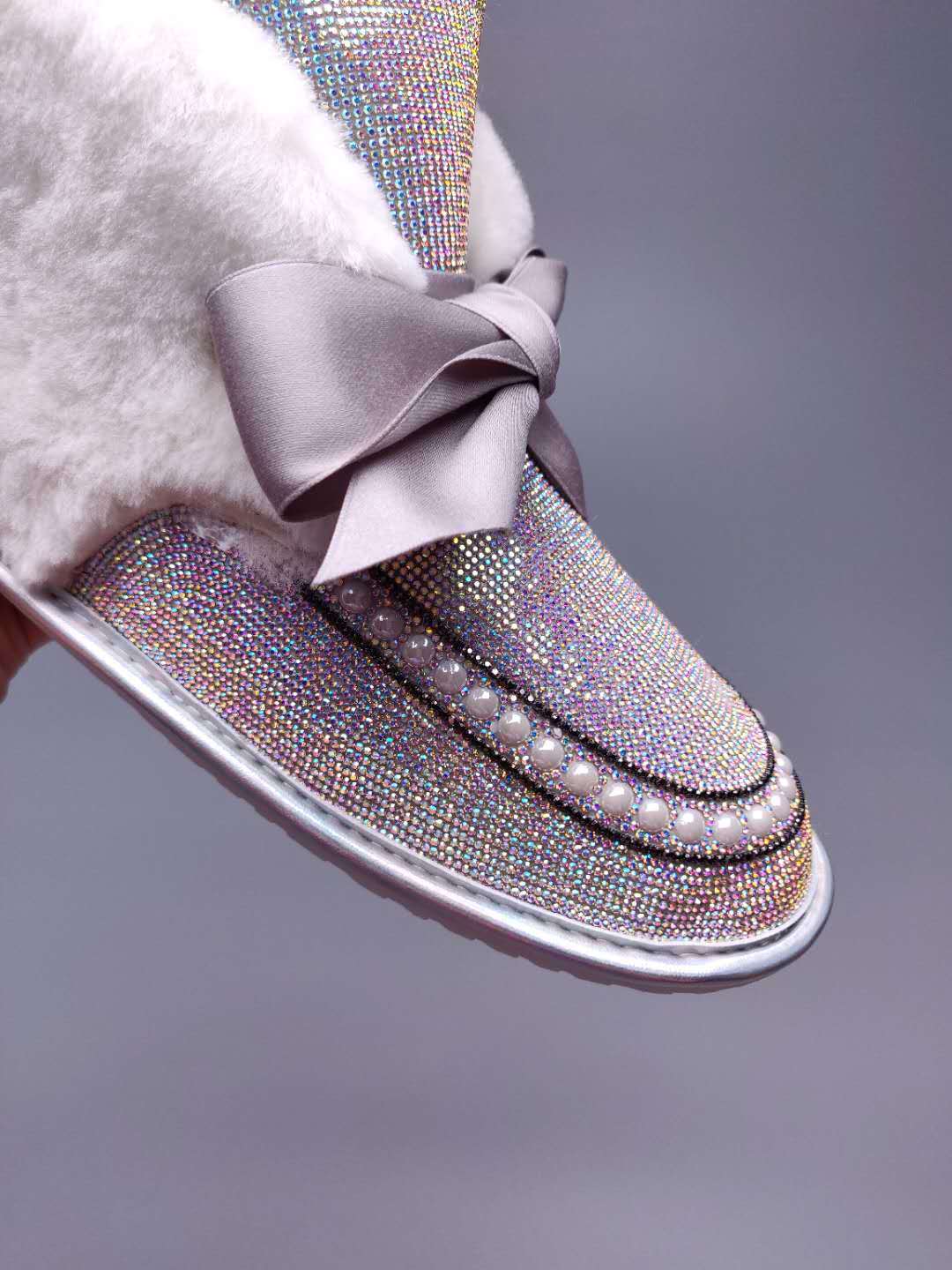 7888 Daisy Crystal Ribbon Boots – Iridescent (In Stock)
