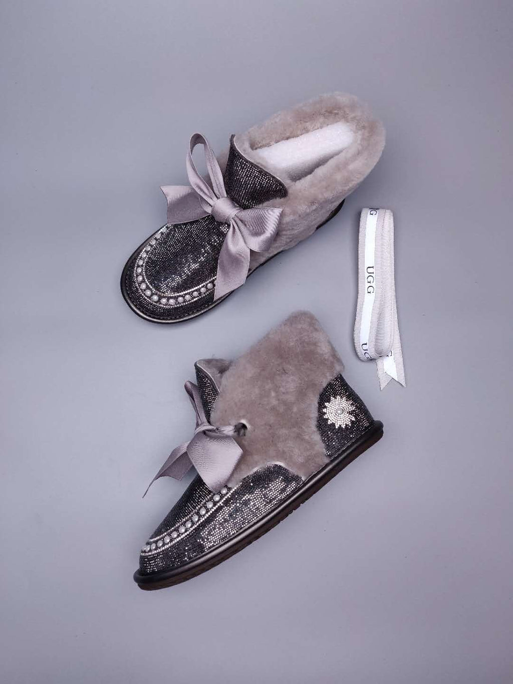 7888 Daisy Crystal Ribbon Boots – Mineral Grey (In Stock)