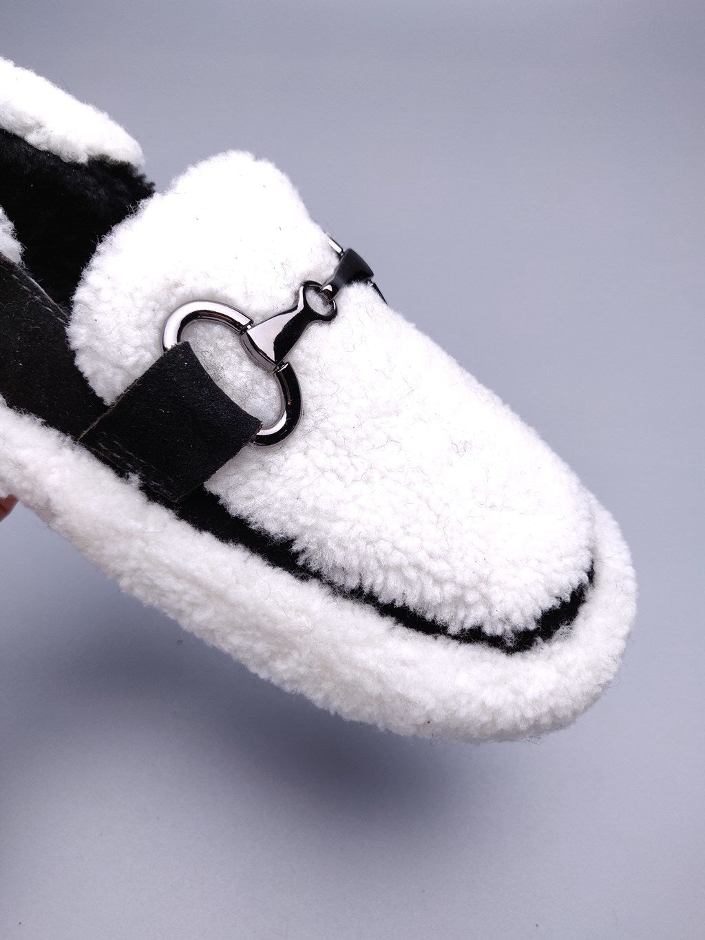 9727 Teddy Curly Loafers – White (In Stock)