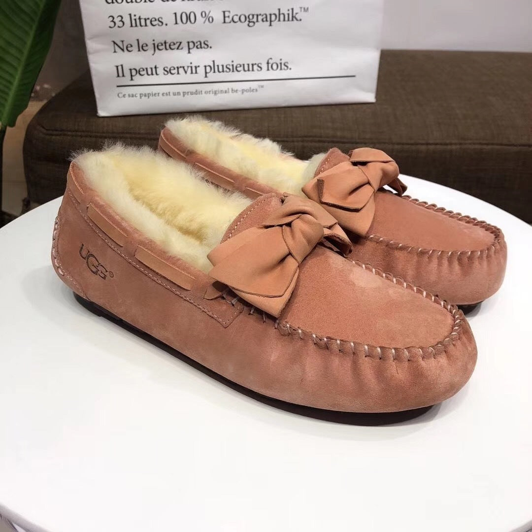 0031 Bow-Tie Driving Loafers – Coral Pink