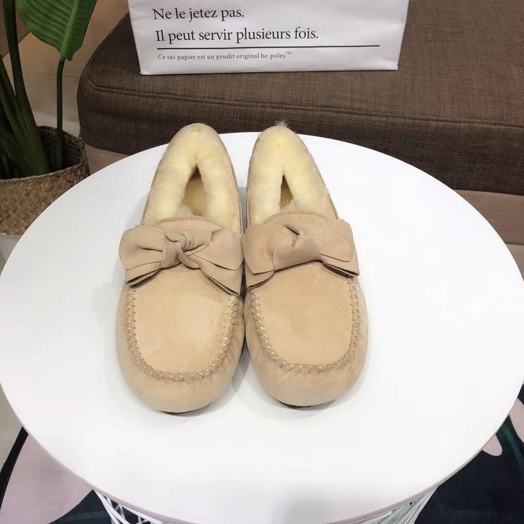 0031 Bow-Tie Driving Loafers – Light Tan