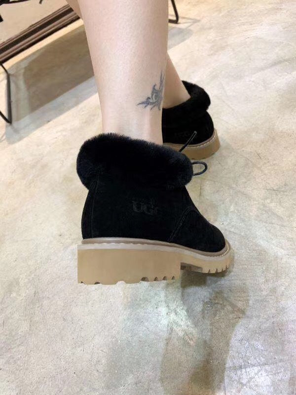 168 Lace-Up Martin Boots – Black