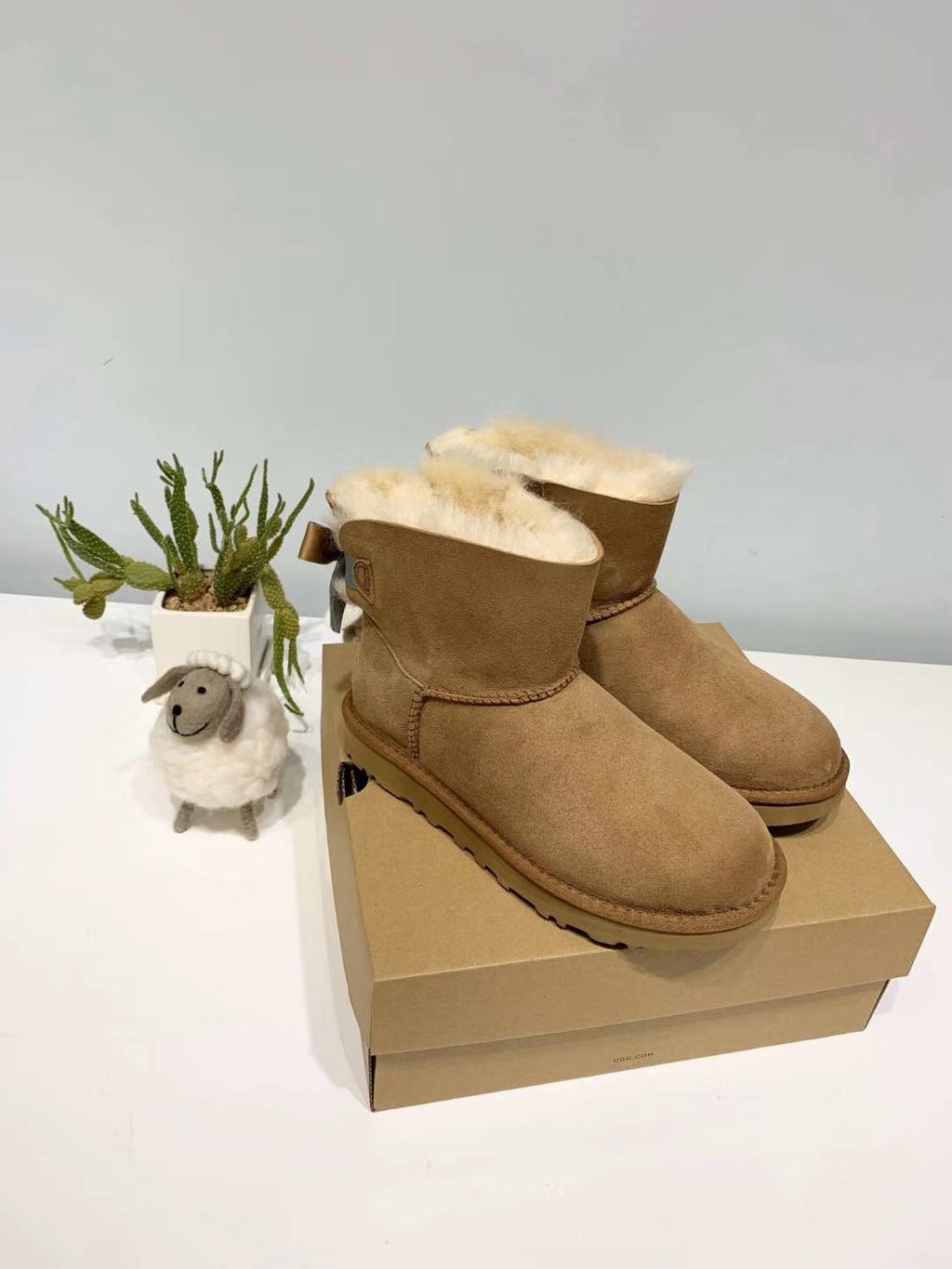 2938 Mukosi Winter Collection – Bow Shimmer Shoes (Chestnut)