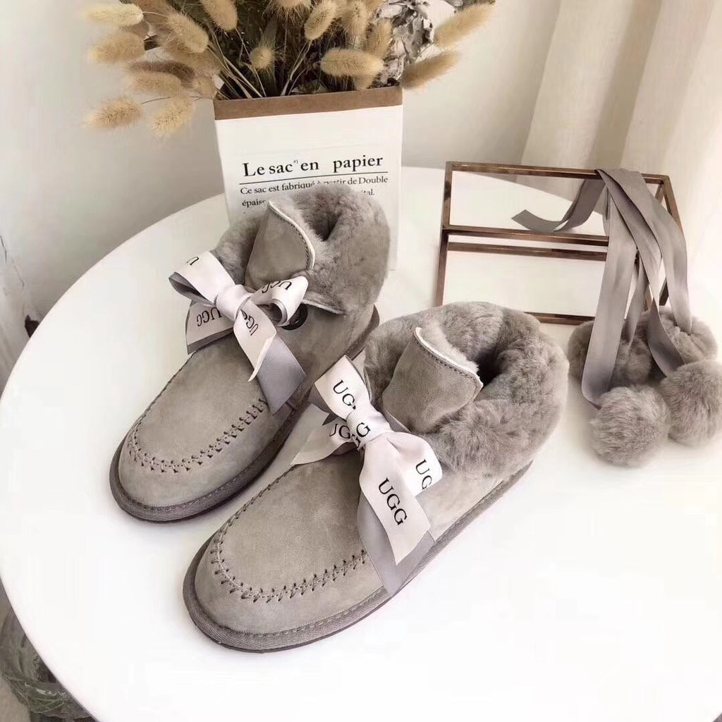 7541 New Pom-Pom Double Ribbon Shoes – 2-in-1 Style (Grey)