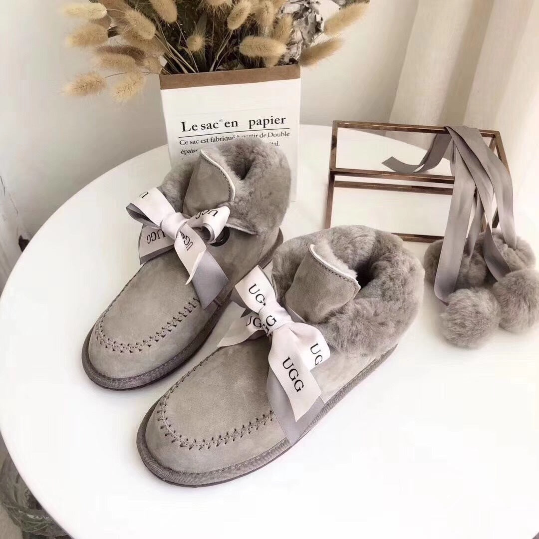 7541 New Pom-Pom Double Ribbon Shoes – 2-in-1 Style (Grey)