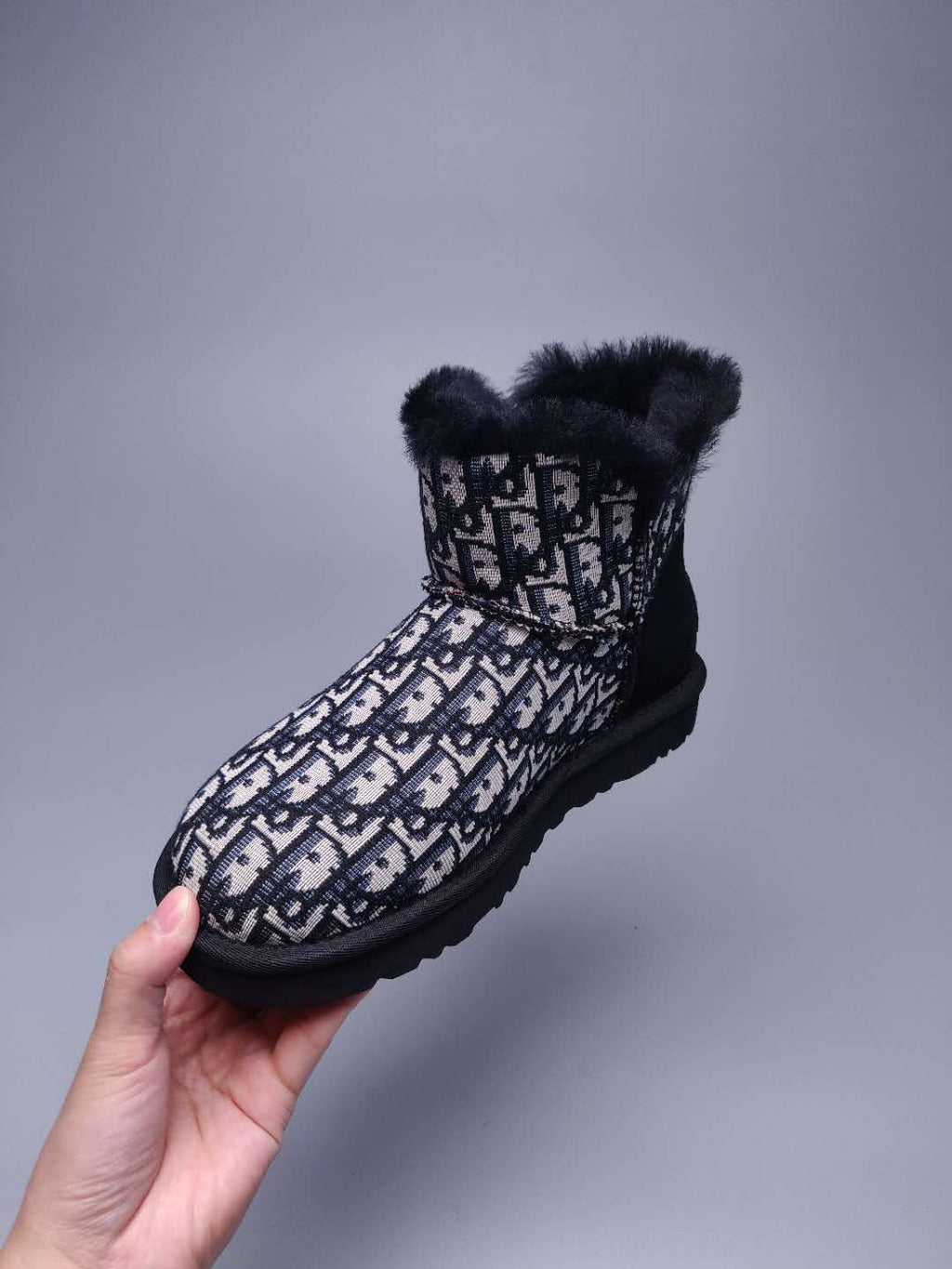 6554 Dior-Inspired Woven Texture Boots – Black (In Stock)