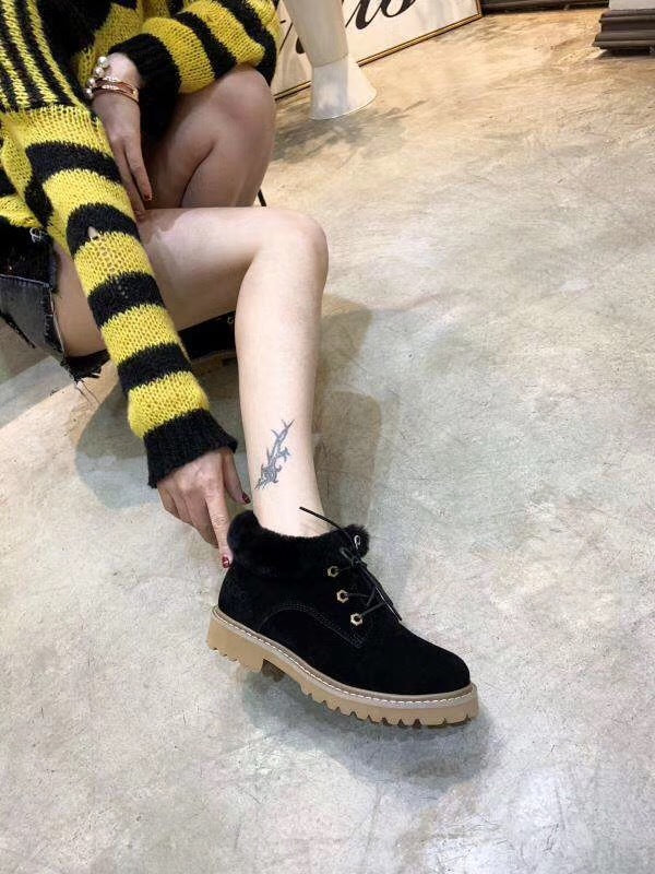 168 Lace-Up Martin Boots – Black