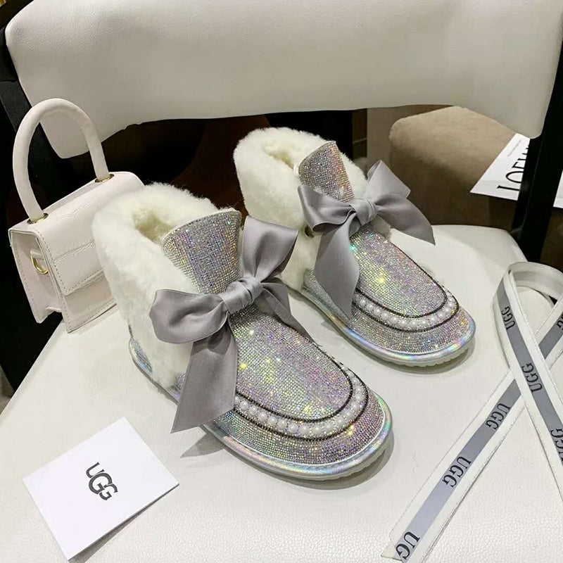 7888 Daisy Crystal Ribbon Boots – Iridescent (In Stock)