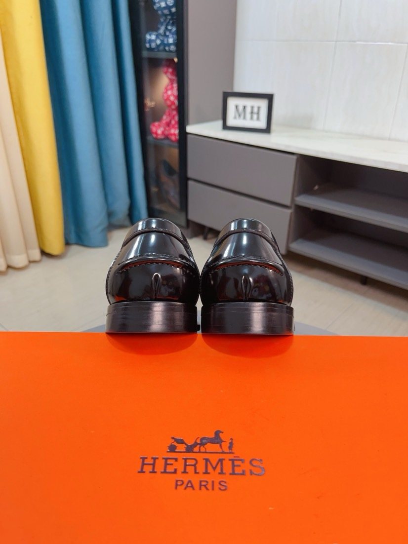 Hermès Black H-Detail Slip-On Loafers